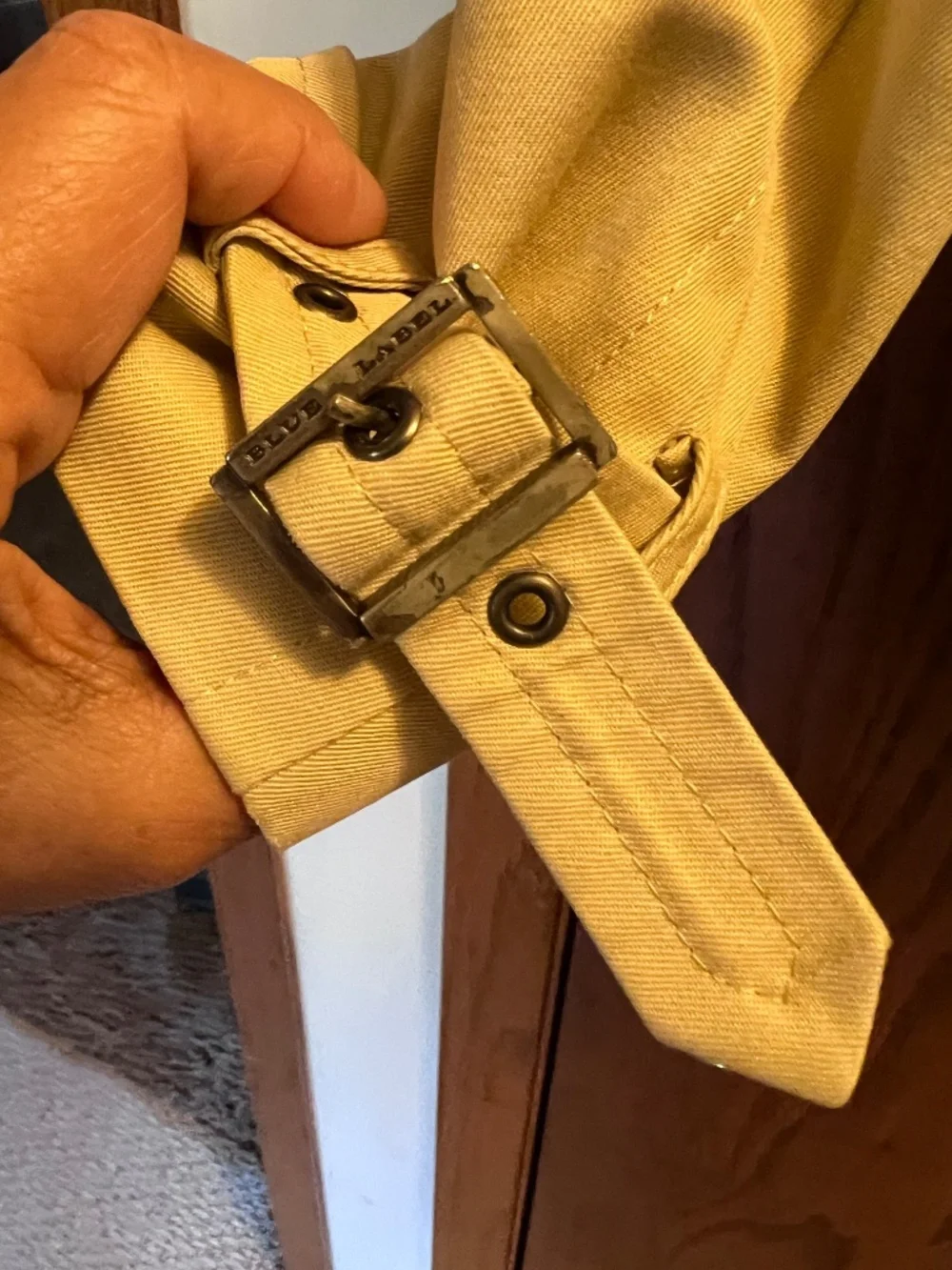 Burberry Blue Label trench coat removable liner - Picture 7 of 7